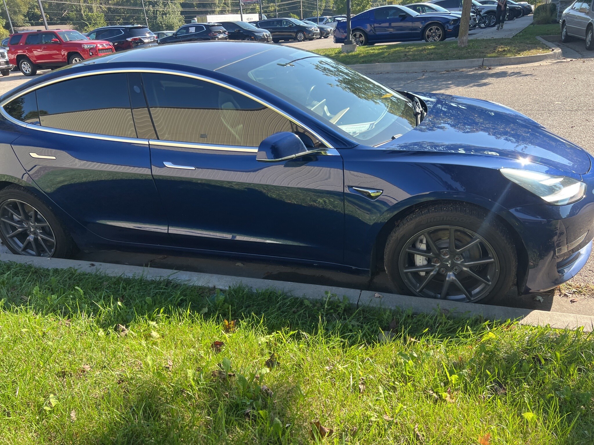 2019 Tesla Model 3 Long Range photo 3