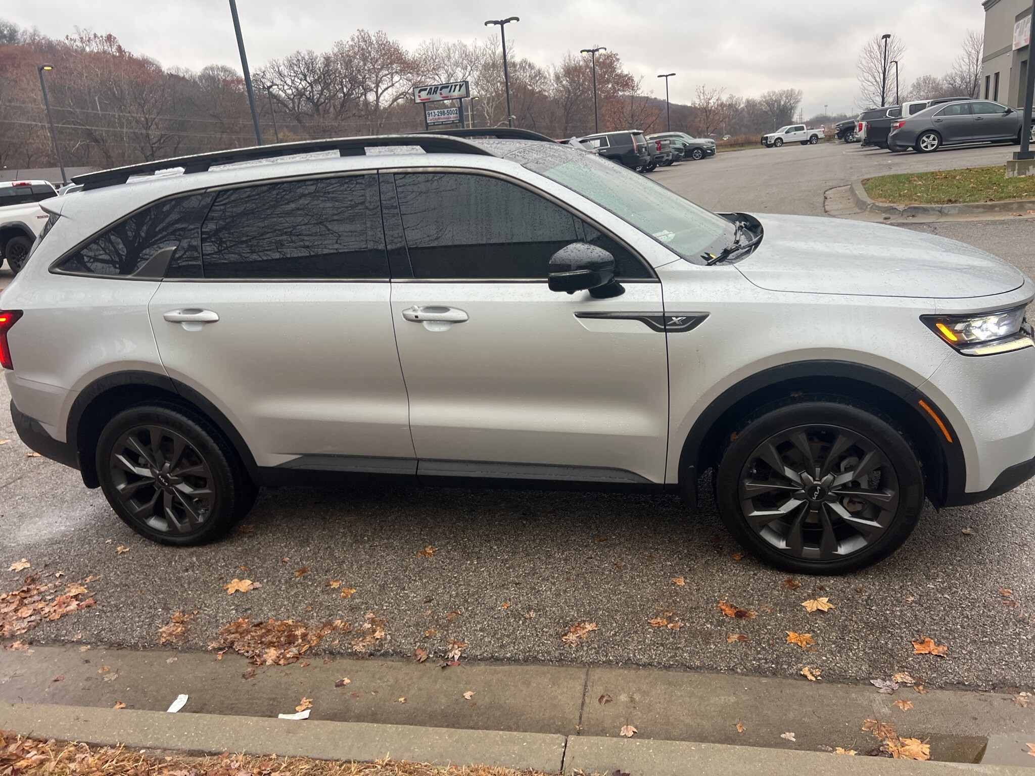 2022 Kia Sorento X-Line SX Prestige photo 3