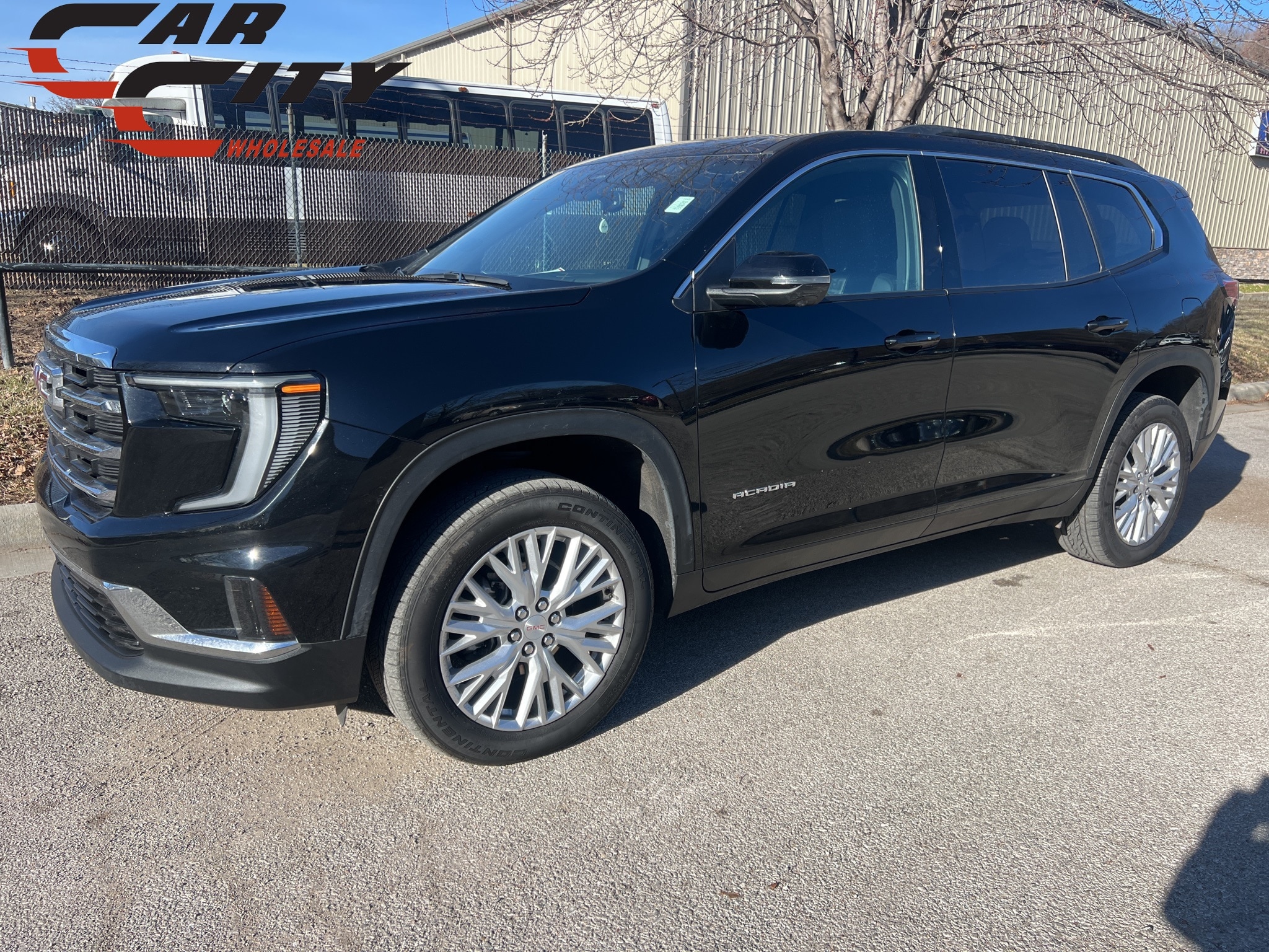 2024 GMC Acadia Elevation's photo