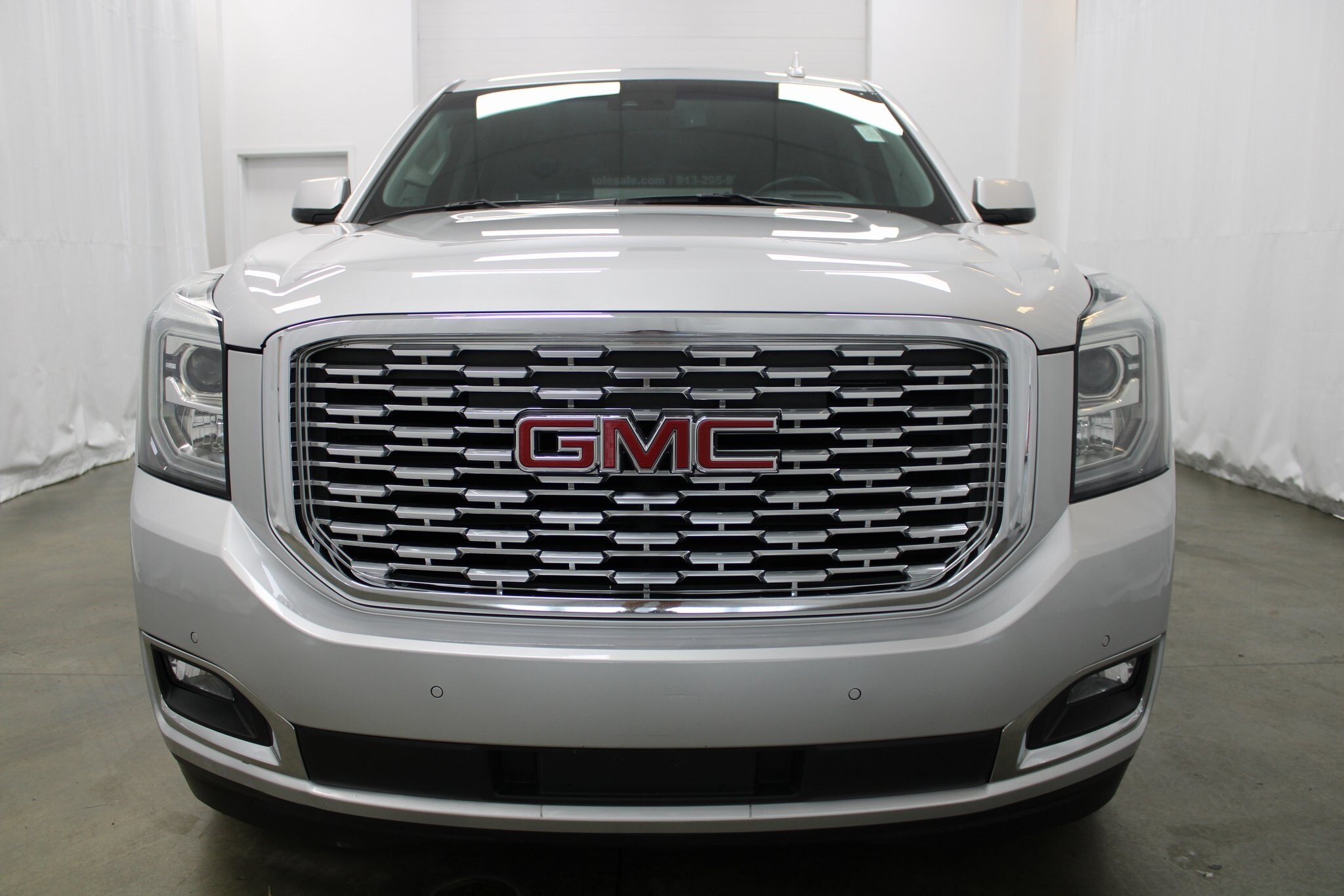 2018 Gmc Yukon Denali photo 2