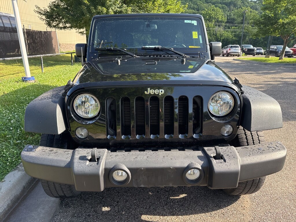 Used 2016 Jeep Wrangler Unlimited Sport SUV