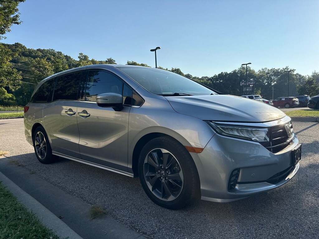 Used 2022 Honda Odyssey Elite Minivan/Van