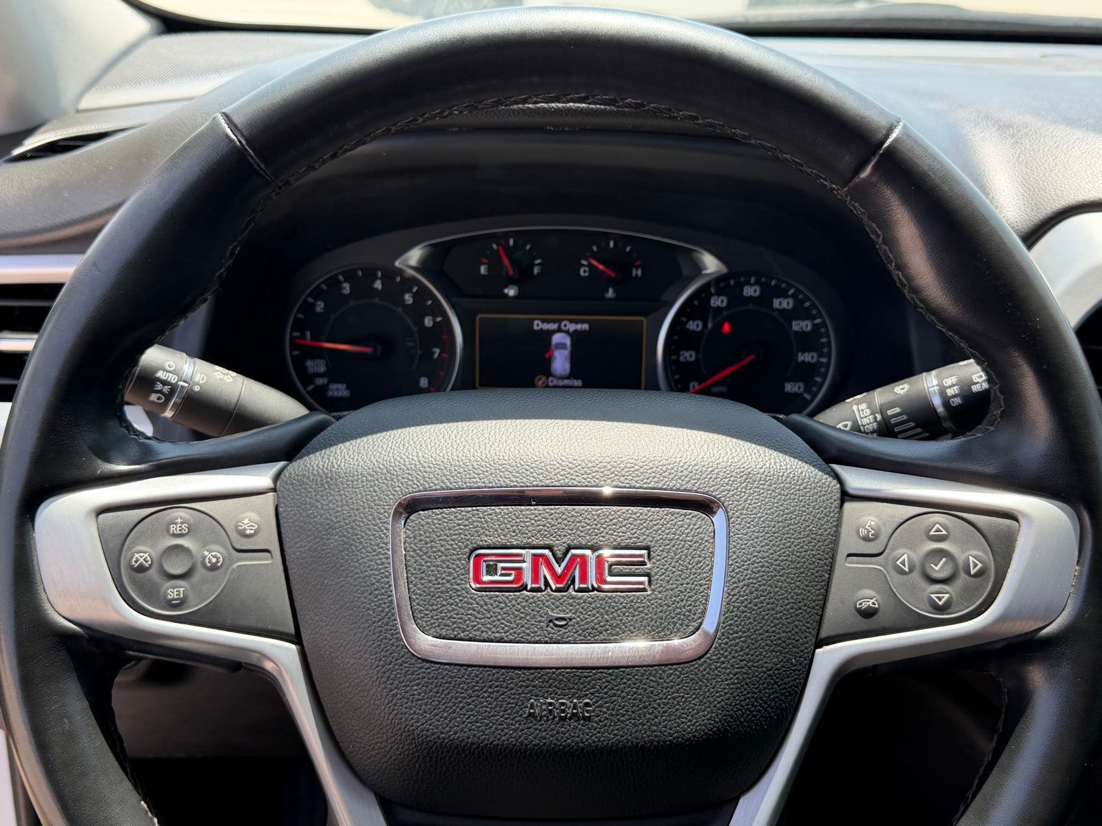 2023 GMC Acadia SLT - Photo 19