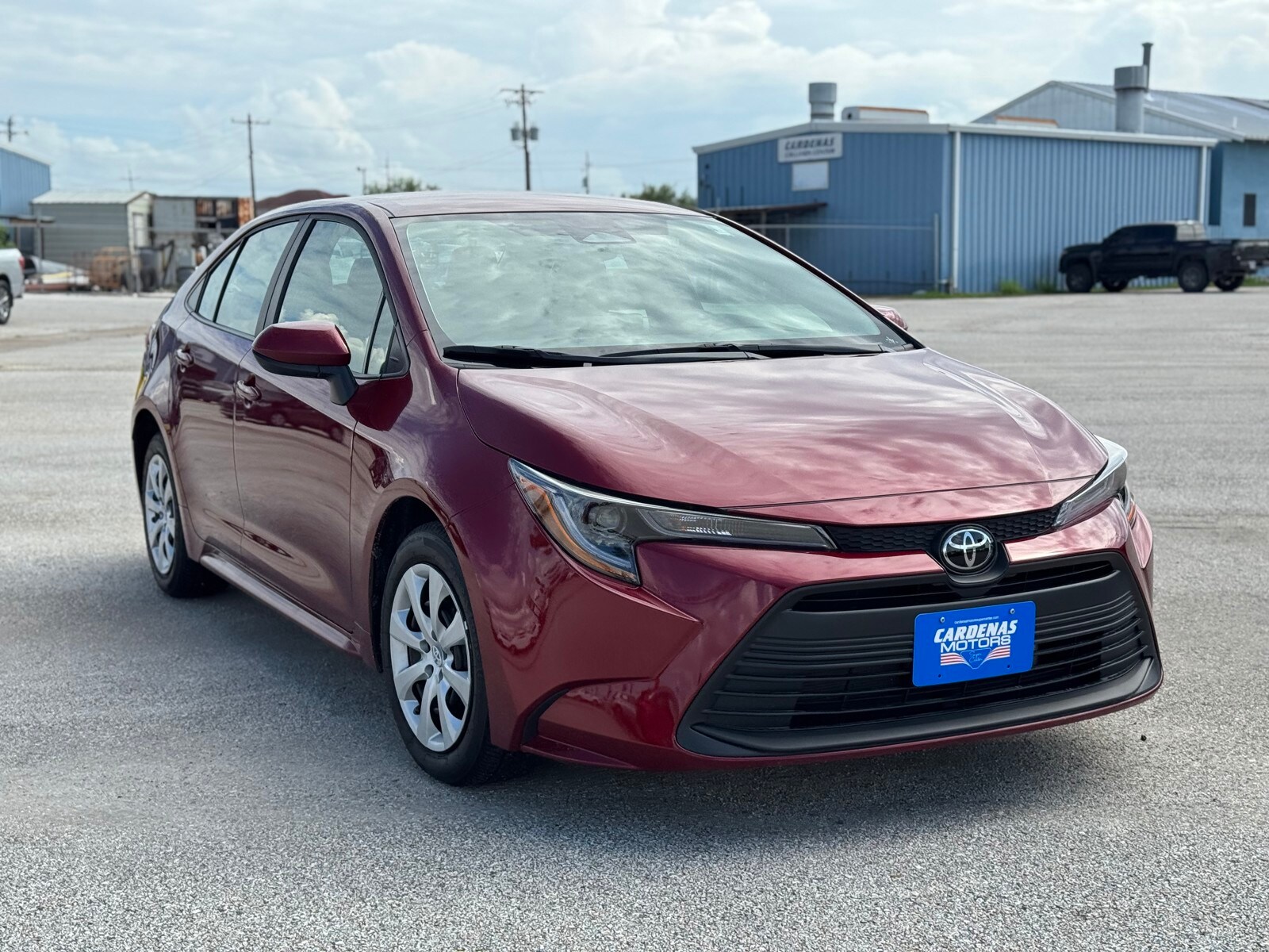 2024 Toyota Corolla LE photo 2