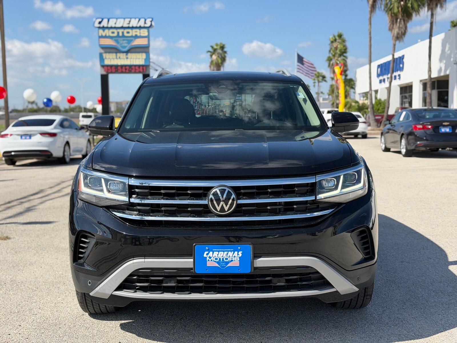 2021 Volkswagen Atlas SEL Premium photo 2