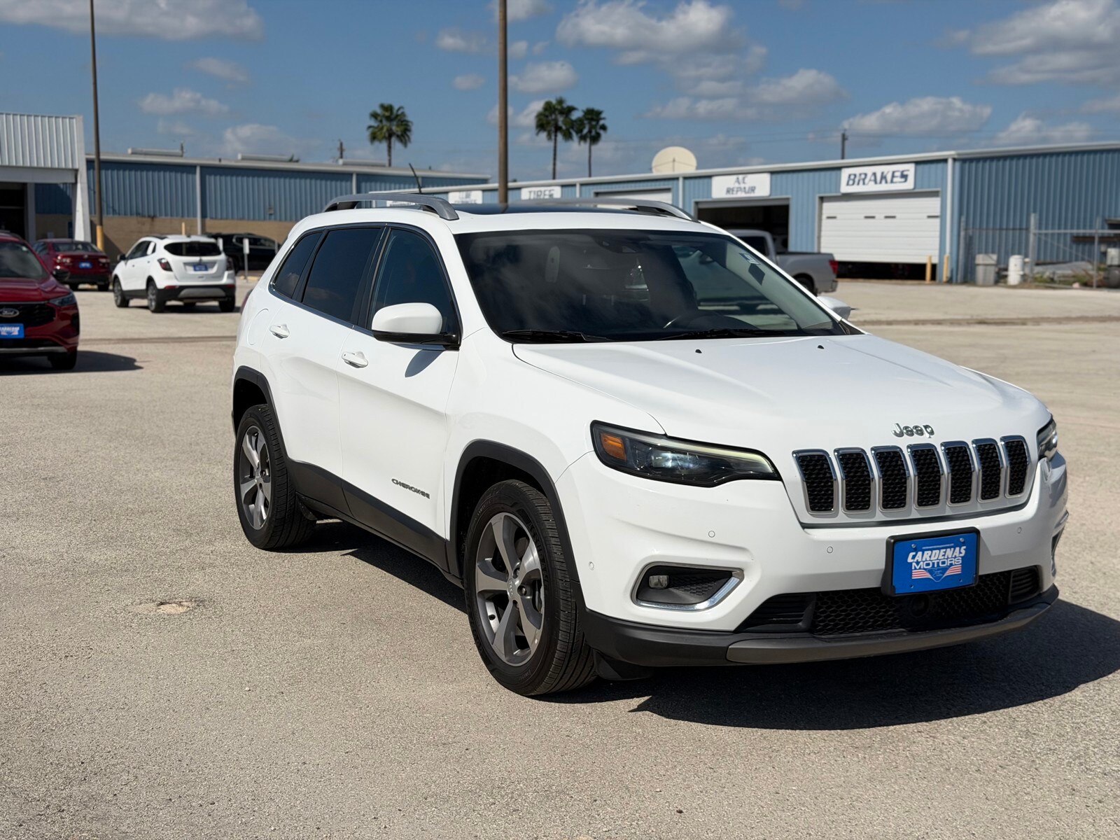 2021 Jeep Cherokee Limited photo 2