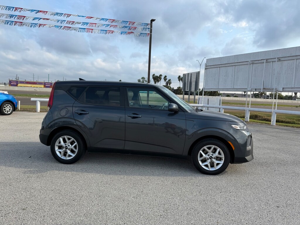 Used 2022 Kia Soul SUV