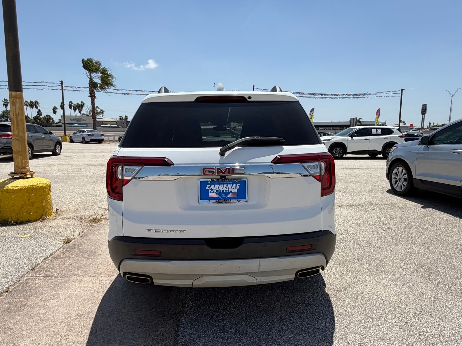 2023 GMC Acadia SLT - Photo 6