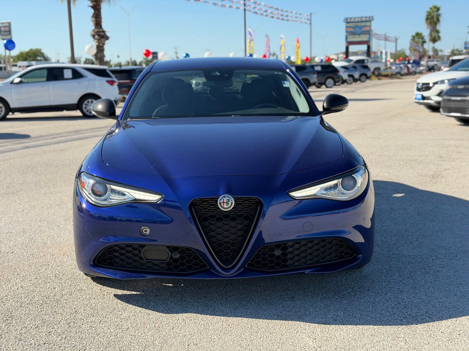 2021 Alfa Romeo Giulia photo 2