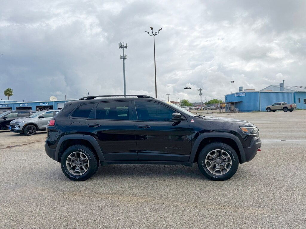 Used 2022 Jeep Cherokee SUV