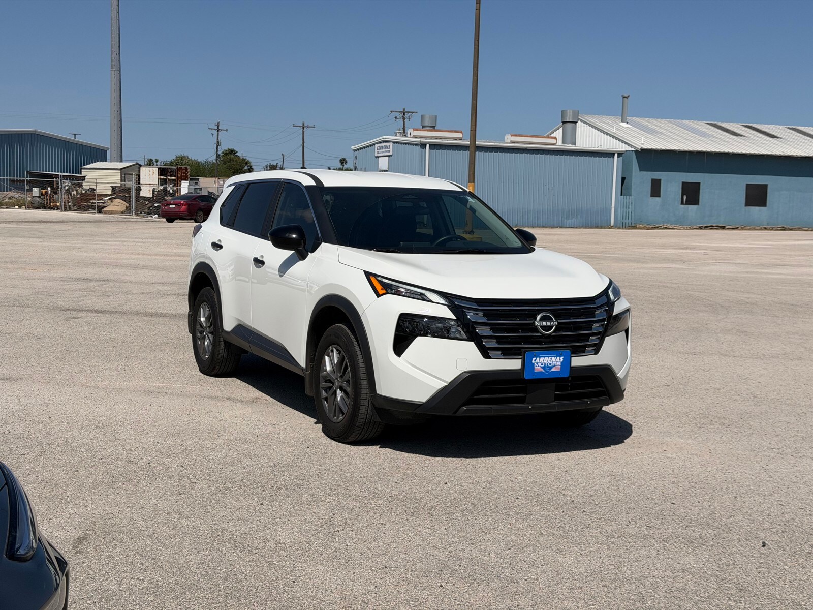 2026 Nissan Rogue S - Photo 4