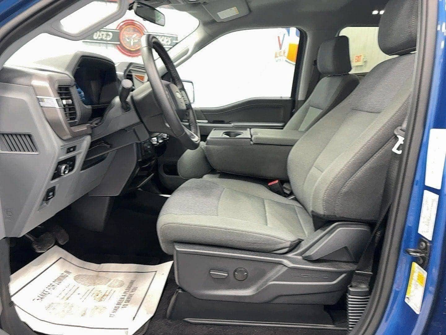 2025 Ford F-150 XLT - Photo 11