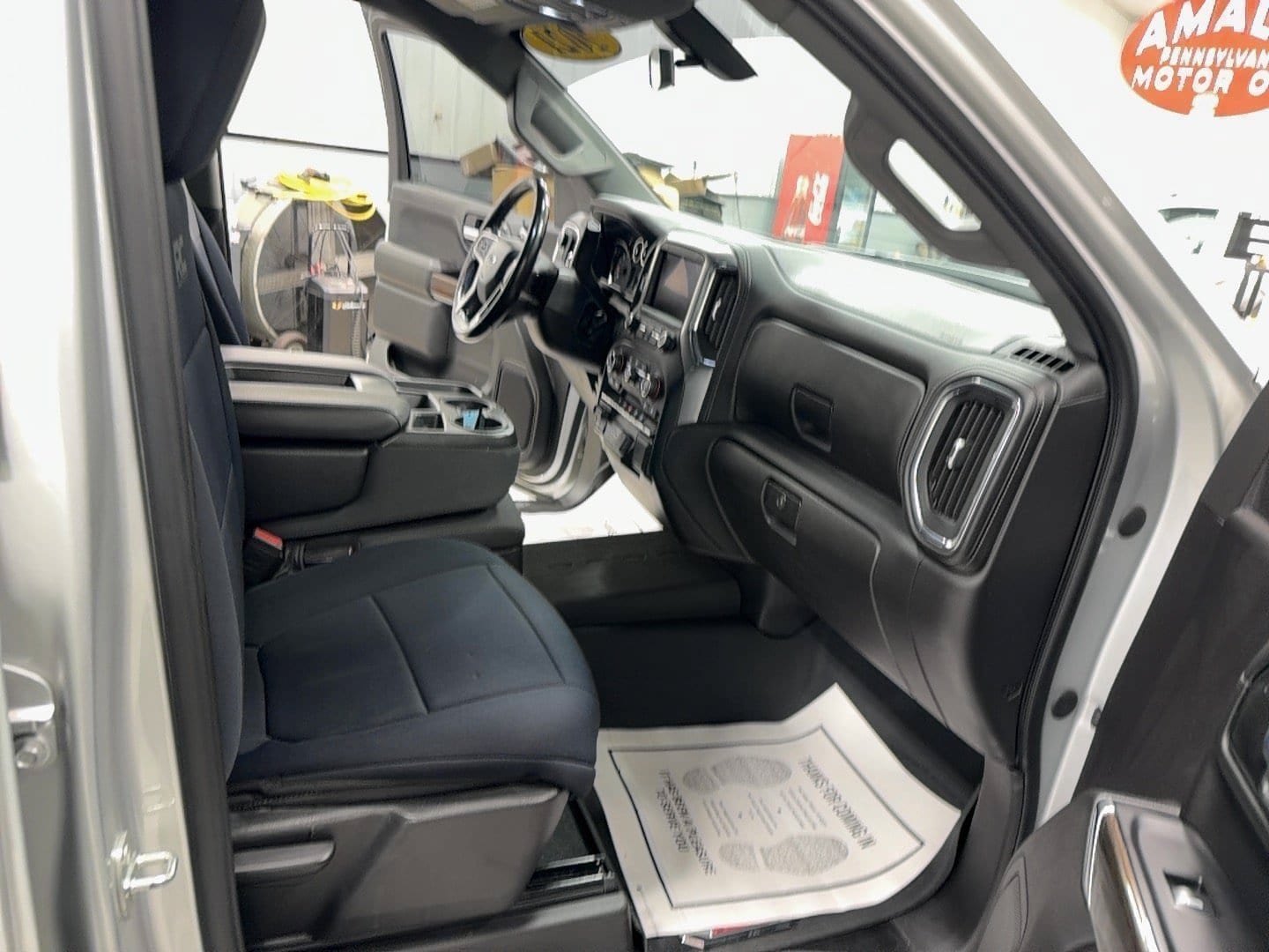 2021 Chevrolet Silverado 1500 RST - Photo 20