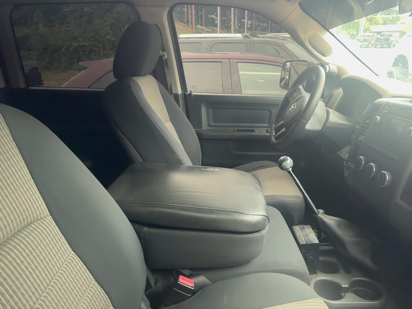2012 Ram 3500 ST photo 3