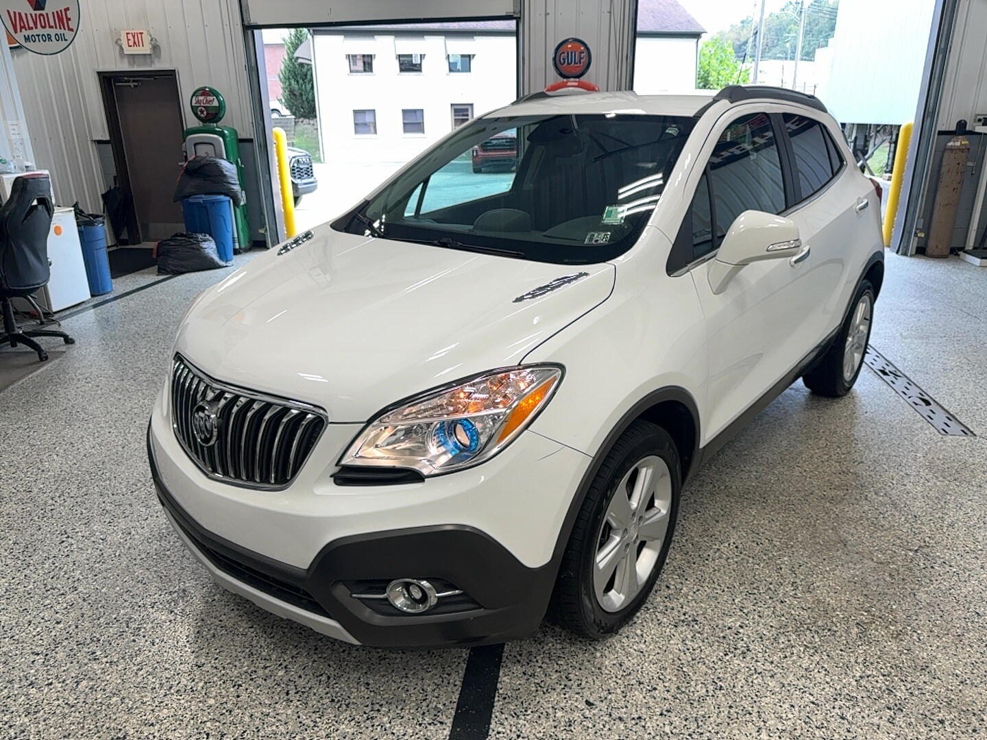 2016 Buick Encore Convenience photo 3