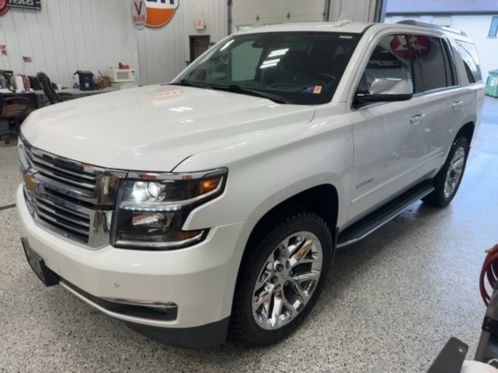 Used 2020 Chevrolet Tahoe For Sale at Carder Motors Inc. VIN
