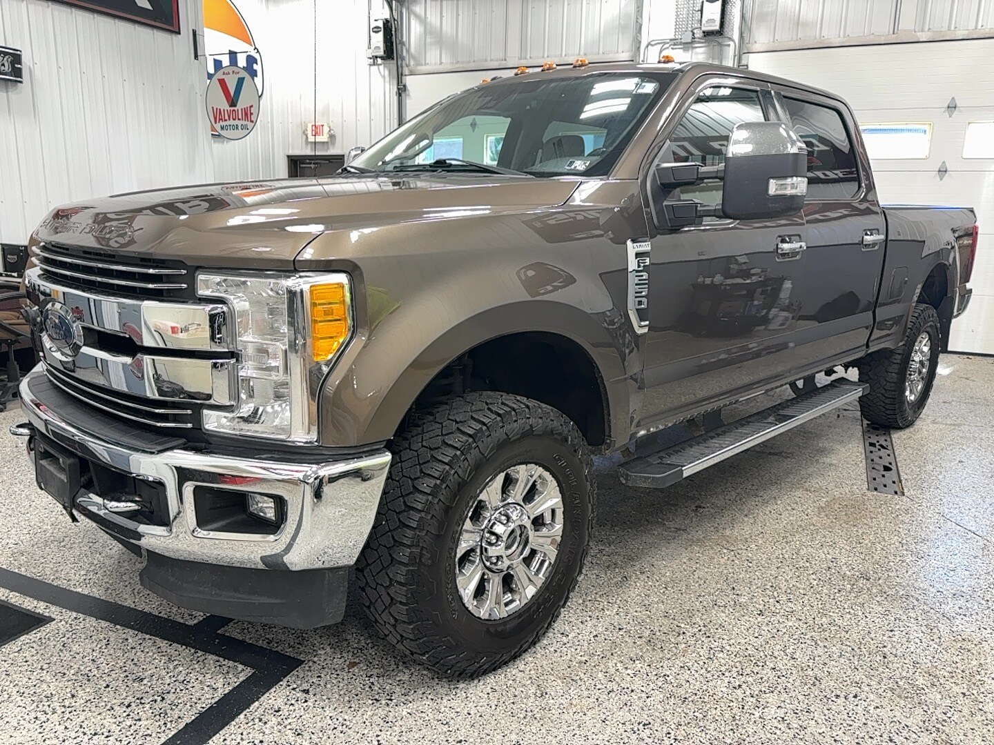 2017 Ford F-250 Lariat photo 3