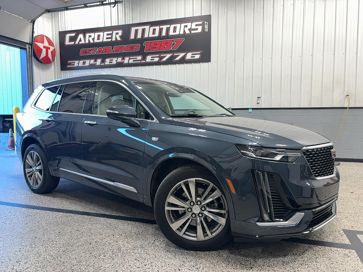  CADILLAC XT6