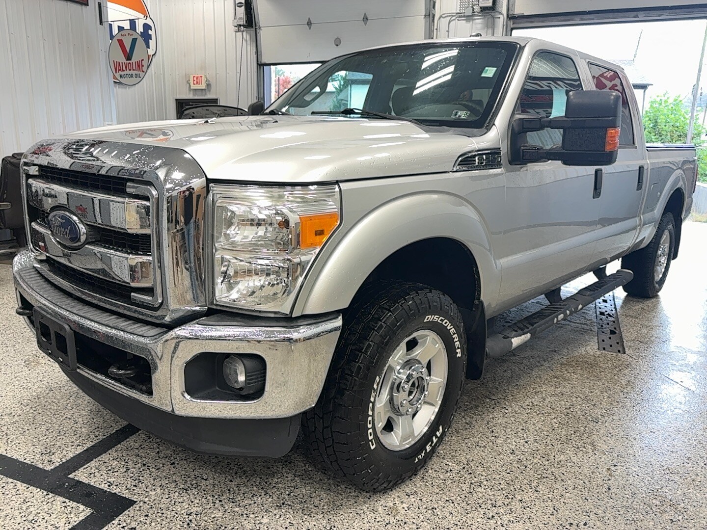 2016 Ford F-250 XLT photo 3