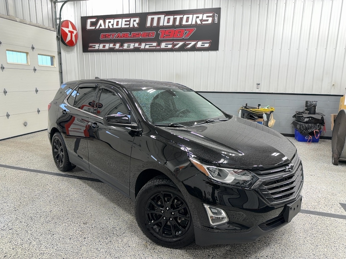 2018 Chevrolet Equinox LT's photo