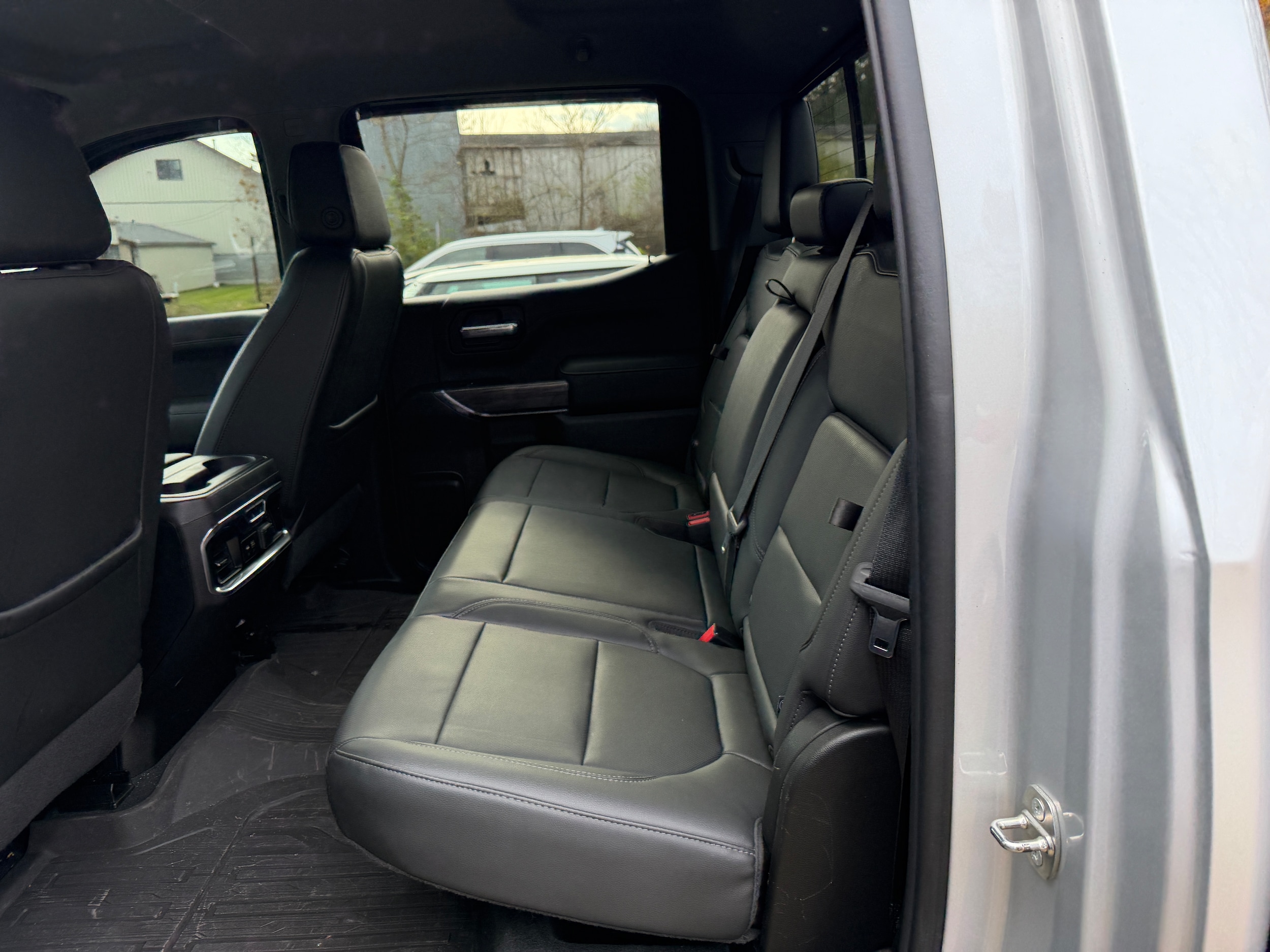 2020 Chevrolet Silverado 1500 LTZ photo 2