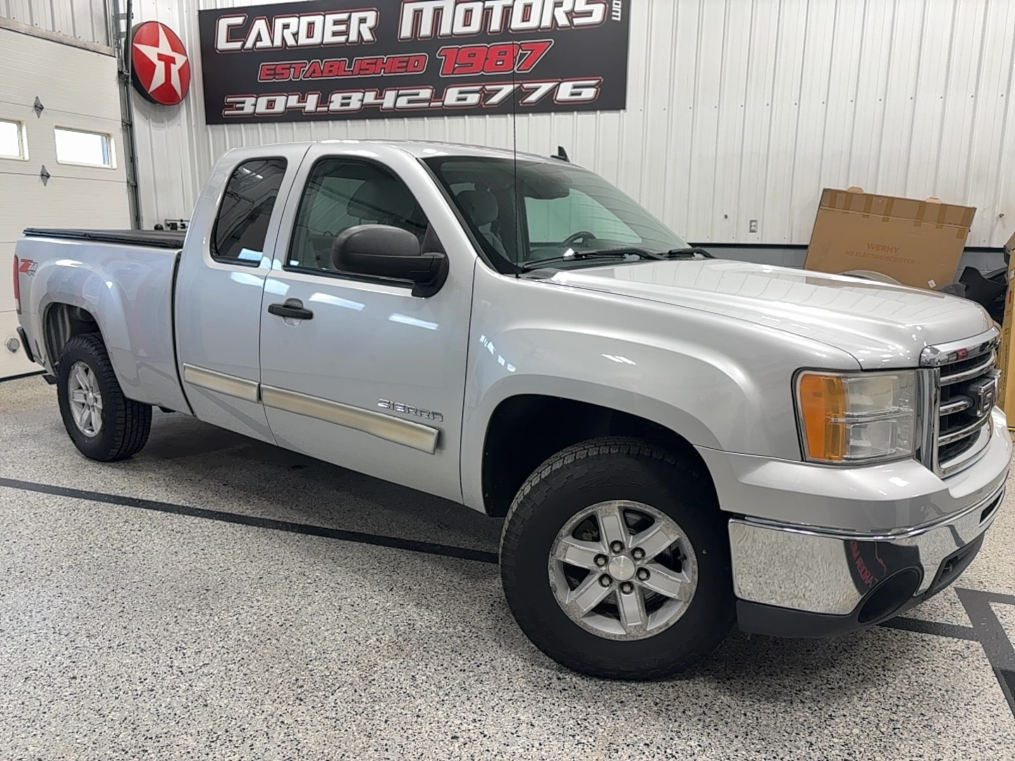 2013 GMC Sierra 4WD Extended Cab SLE MWB's photo
