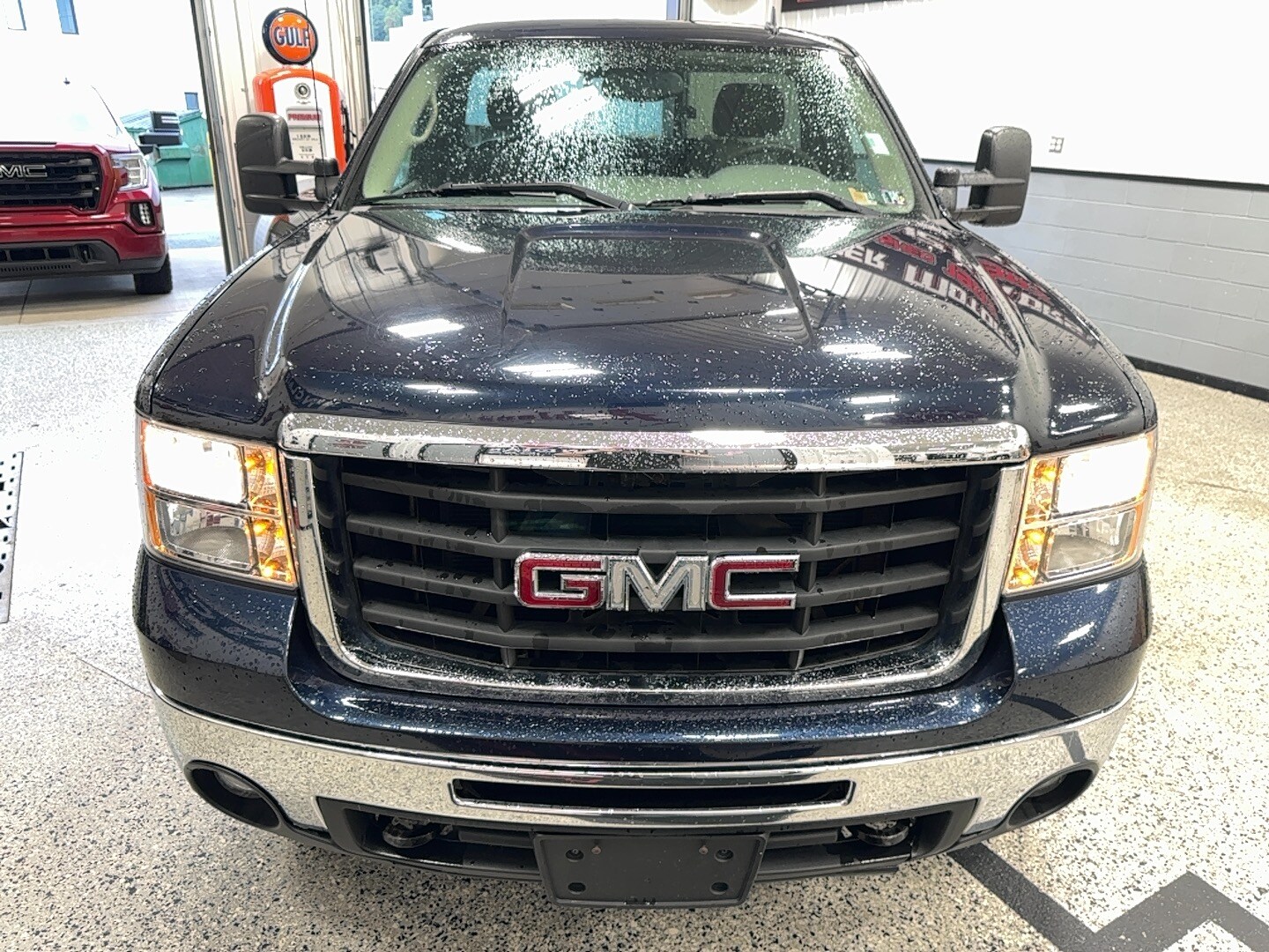 2008 Gmc Sierra SLE photo 2
