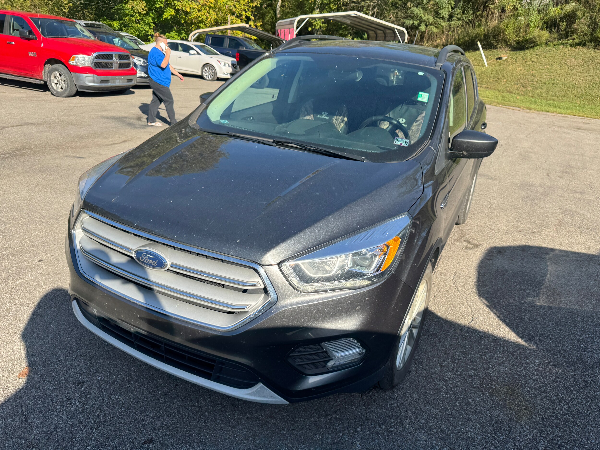 2018 Ford Escape SEL photo 2