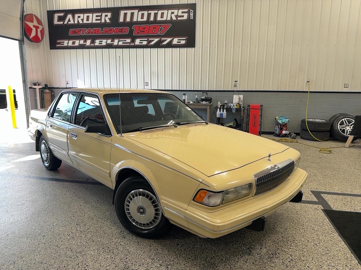 Cream 1993 Buick Century Sedan Front-Wheel Drive 