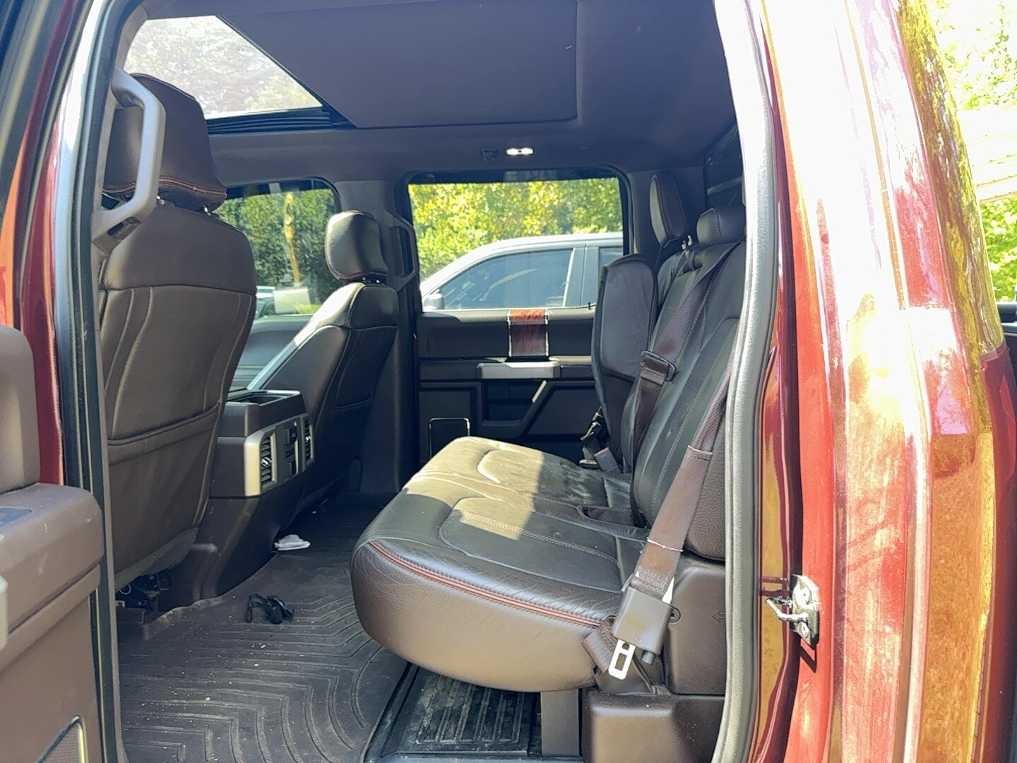 2017 Ford F-350 King Ranch photo 4
