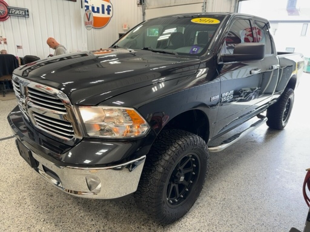 Used 2016 Ram 1500 For Sale at Carder Motors Inc. VIN 1C6RR7GT8GS286949