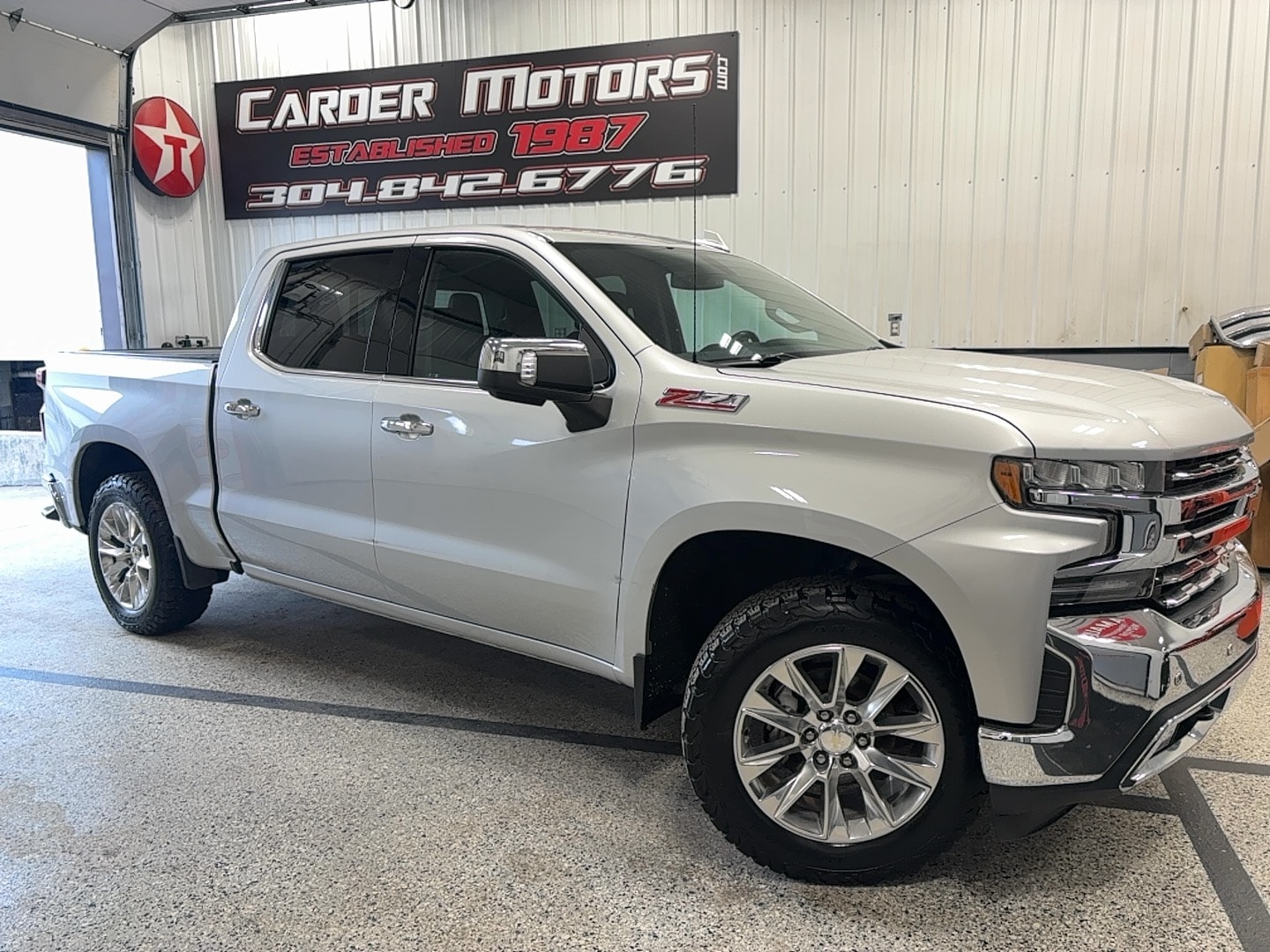 Silver Ice 2019 Chevrolet Silverado 1500 LTZ Crew Cab 4WD Pickup Truck Four-Wheel Drive Automatic