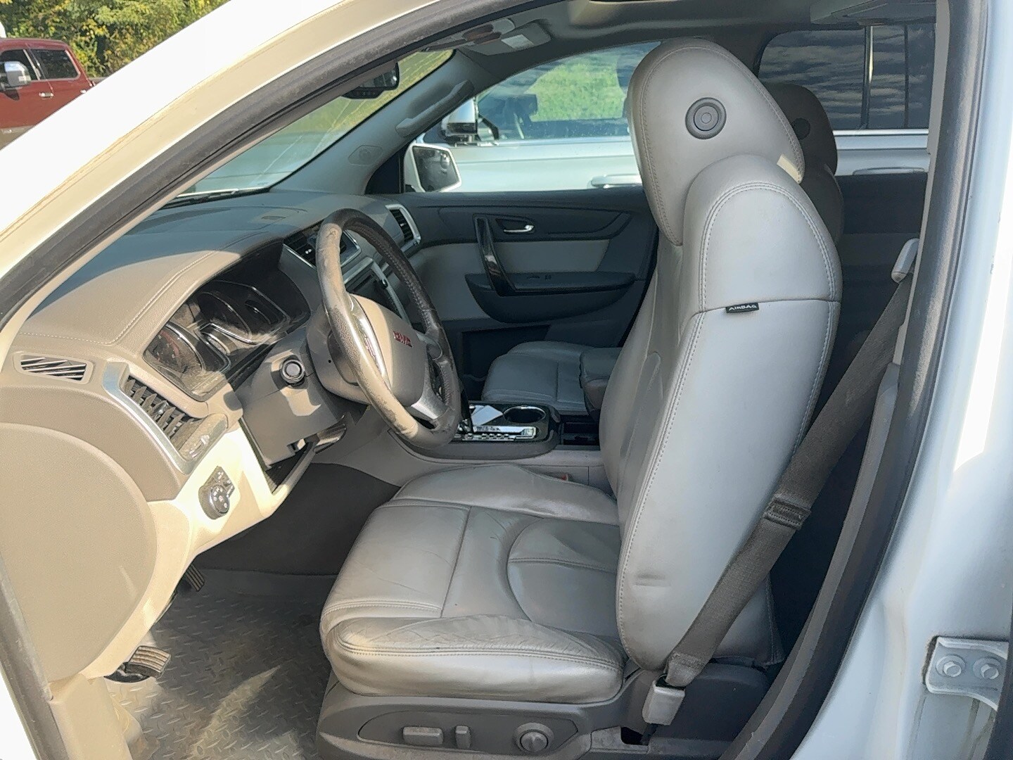 2014 Gmc Acadia SLT photo 2