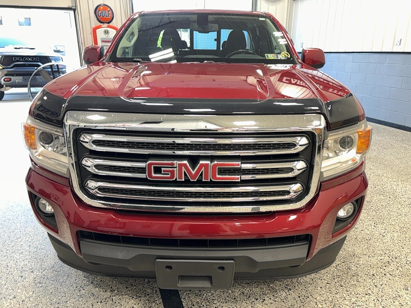 2018 Gmc Canyon SLE photo 2