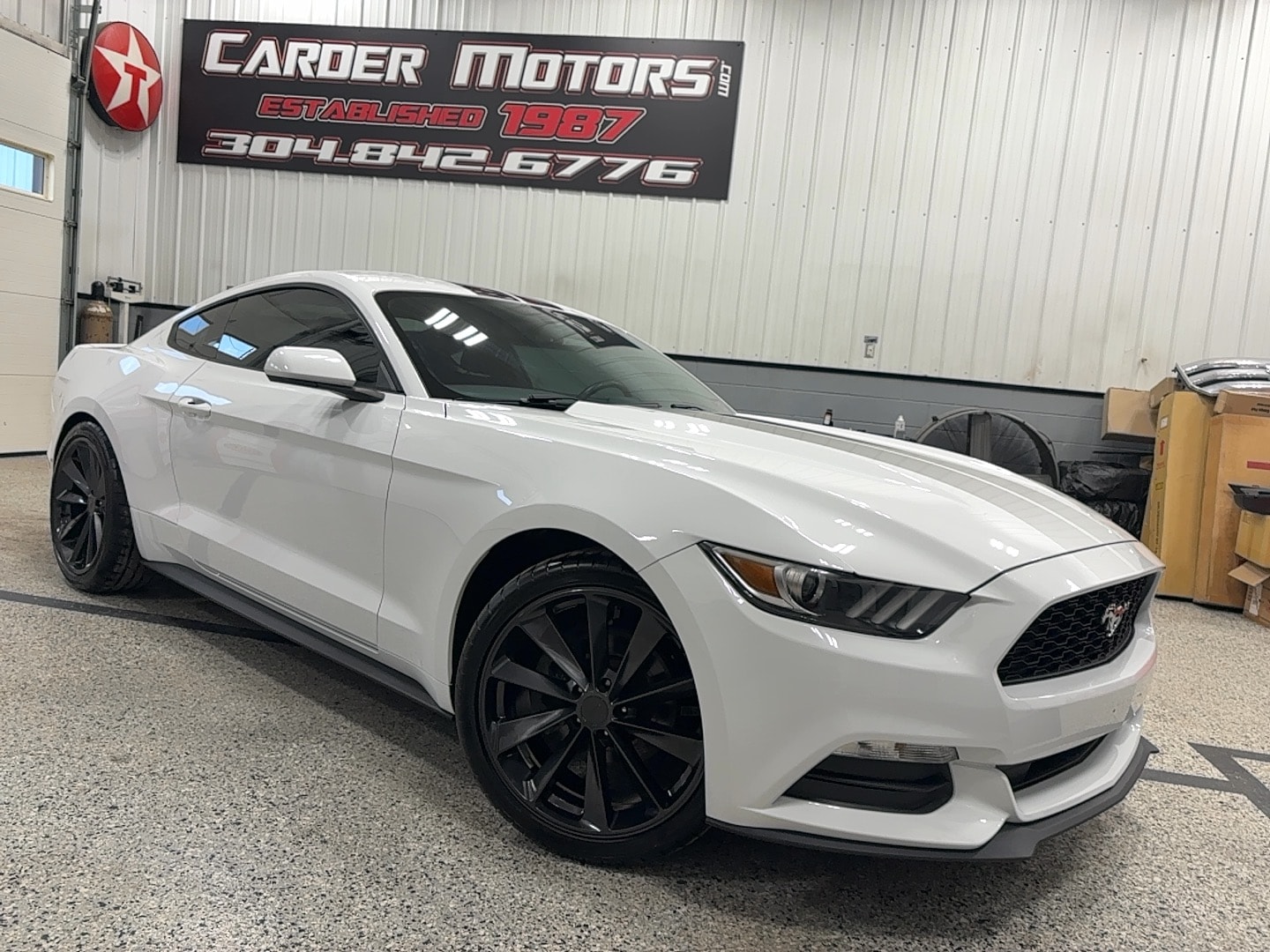 2017 Ford Mustang V6 Coupe RWD