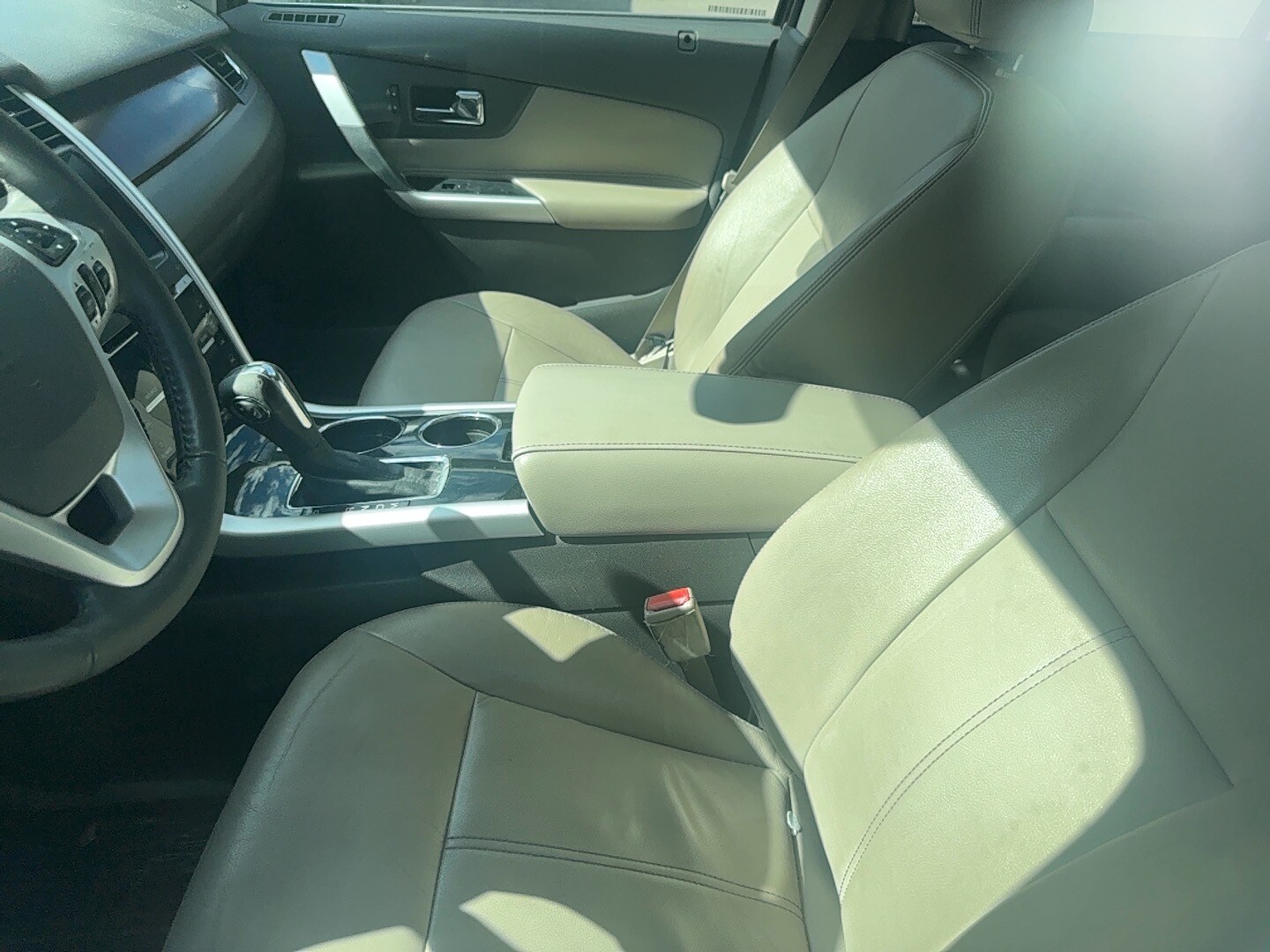 2011 Ford Edge Limited photo 3