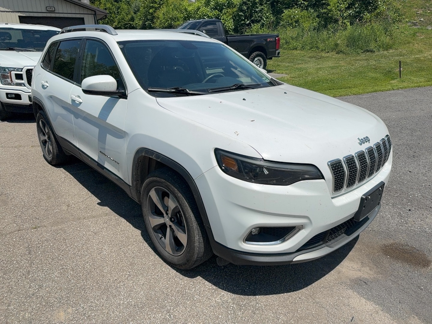 2019 Jeep Cherokee Limited 4X4's photo