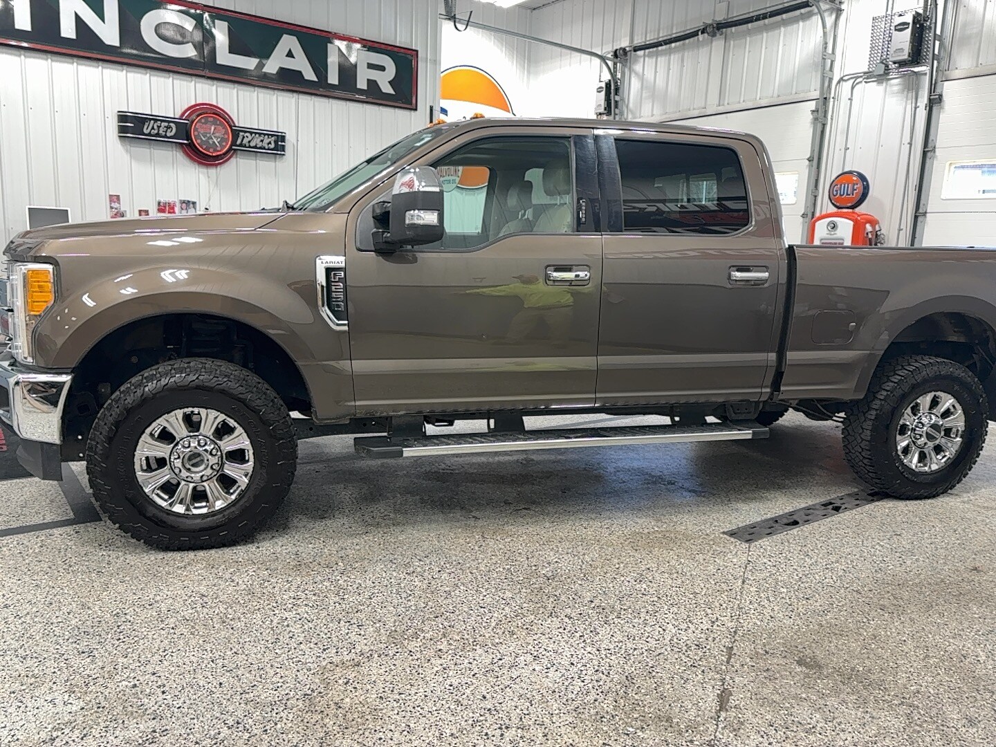 2017 Ford F-250 Lariat photo 4