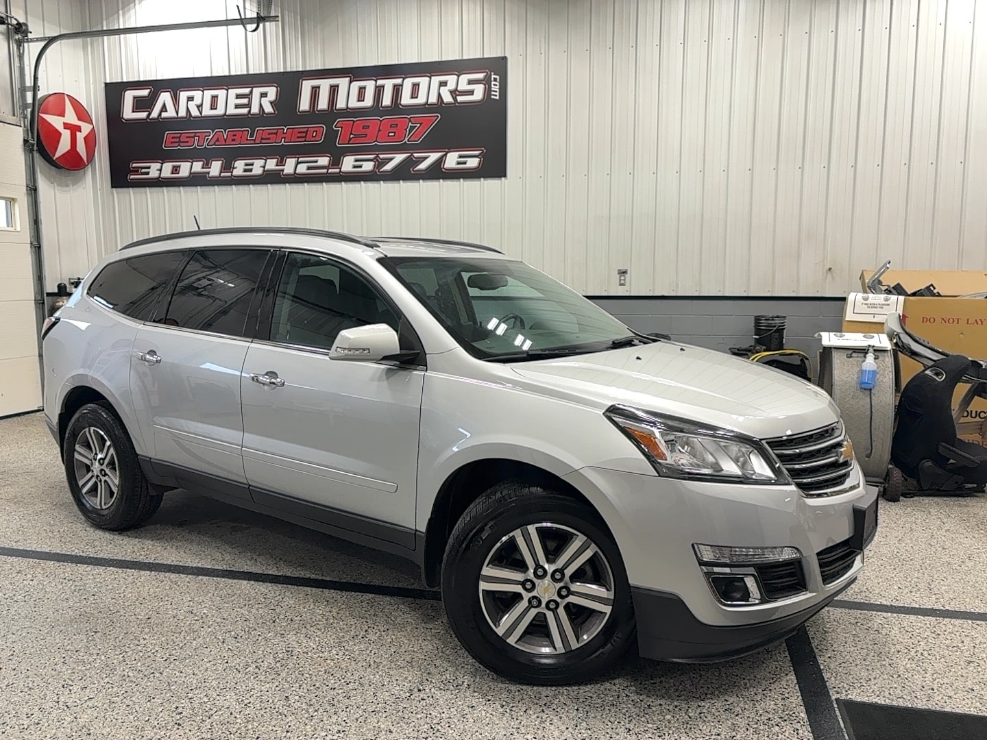 2017 Chevrolet Traverse 2LT's photo