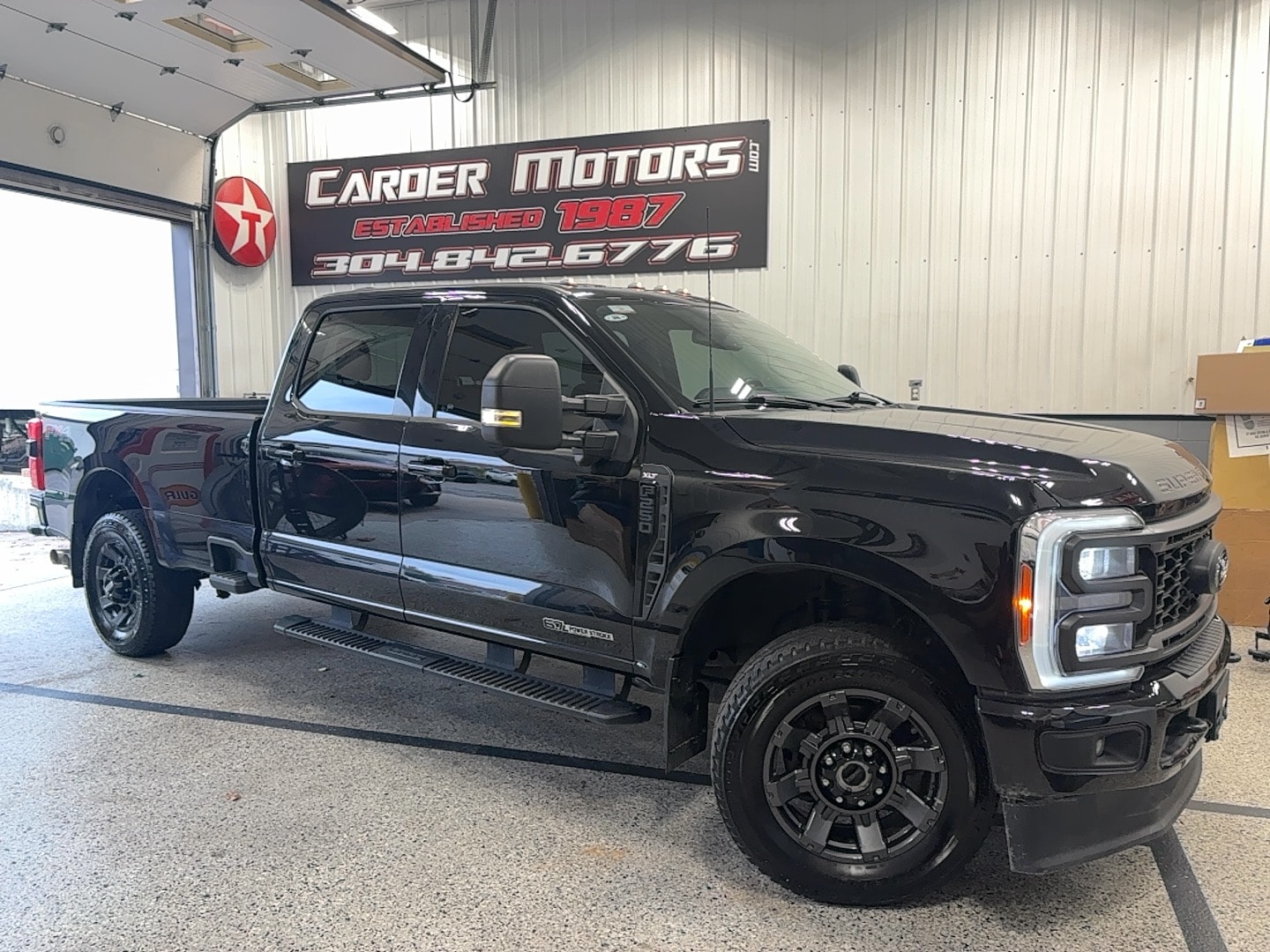 2023 Ford F-250 Super Duty XLT's photo