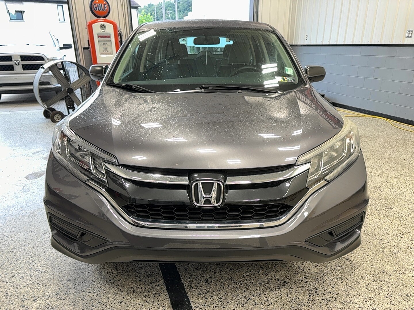 2016 Honda CR-V LX photo 2