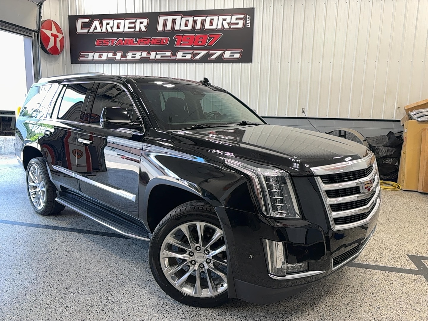 2018 Cadillac Escalade AWD Luxury's photo