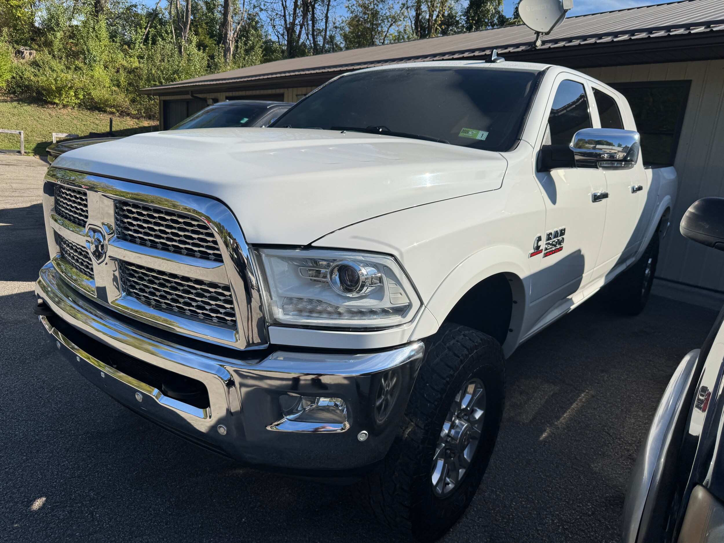 2018 Ram 2500 Laramie photo 2