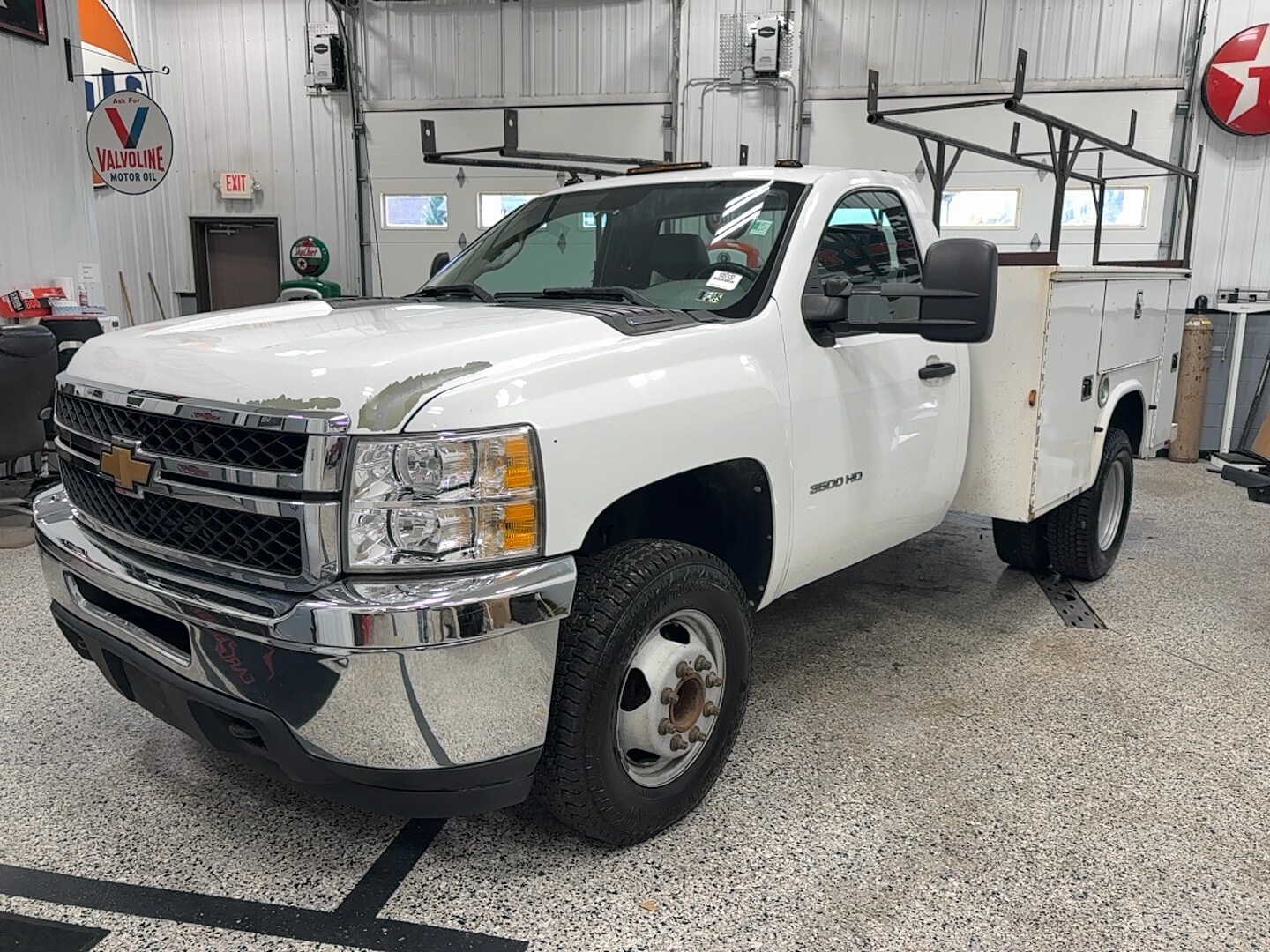2012 Chevrolet Silverado 3500HD Work Truck photo 3