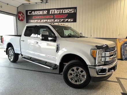 2017 Ford F-250 Lariat Truck Crew Cab 2017 Ford F-250 Lariat Truck Crew Cab