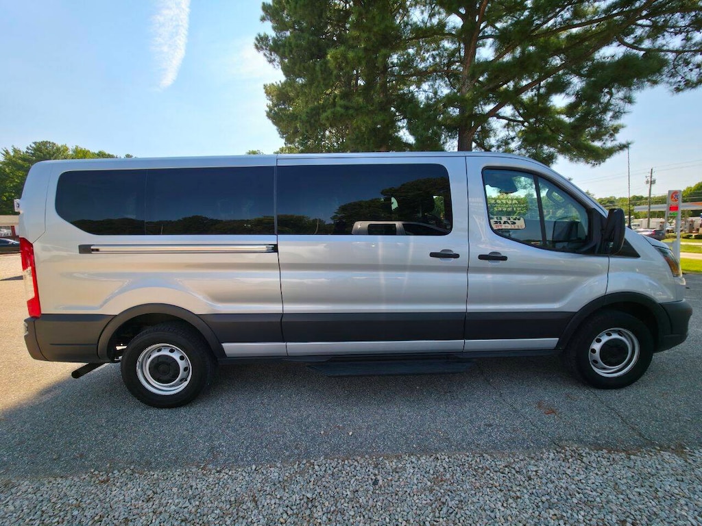Used 2022 Ford Transit 350 XL 3dr LWB Low Roof Passenger Van Full-Size