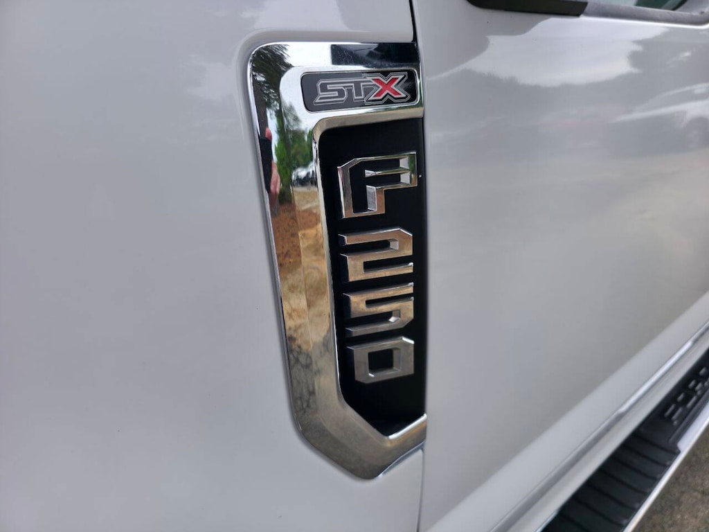 Used 2022 Ford F-250 Super Duty XL 4x4 4dr Crew Cab 8 ft. LB Pickup Pickup Truck