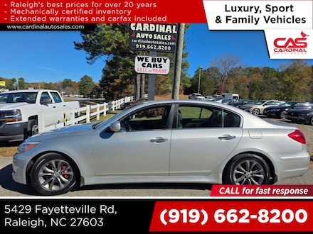 2013 Hyundai Genesis 3.8L 4dr Sedan Sedan