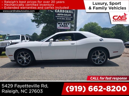 2016 Dodge Challenger SXT 2dr Coupe Coupe