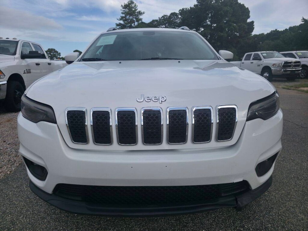 Used 2019 Jeep Cherokee Latitude Plus 4dr SUV SUV
